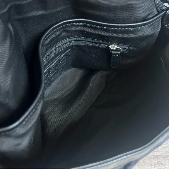 Coach Soho Shoulder Bag - Picture 10 of 11